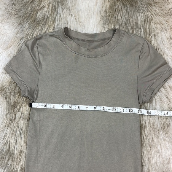 Morgan Stewart Sport T-Shirt, Size Small - Picture 6 of 10